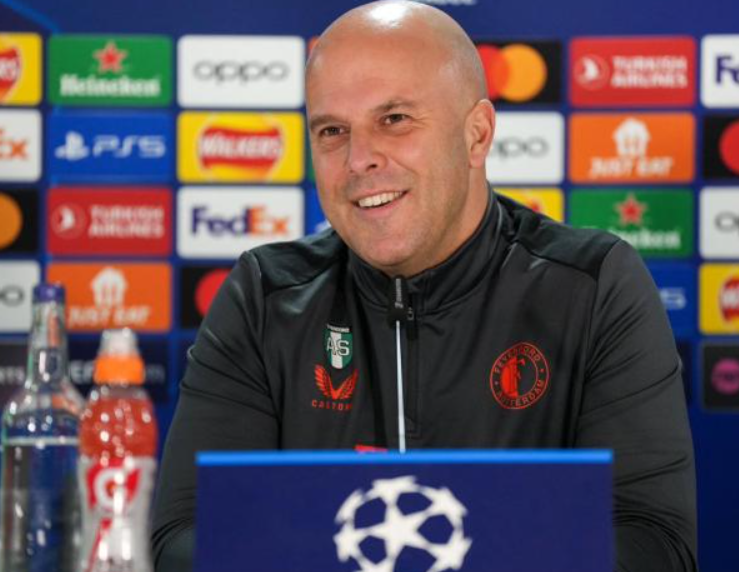 利物浦賽季困境與前景：競(jìng)爭(zhēng)、信任與變革的交織