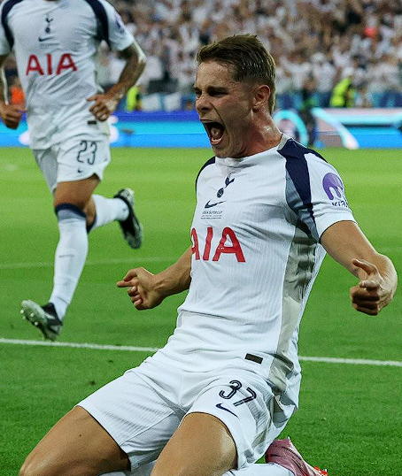 英超熱刺VS水晶宮：范德芬染紅，熱刺紅牌數(shù)居聯(lián)賽前列